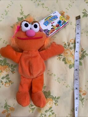 Sesame Street Beans Zoe Plush